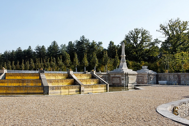 Chateau du Champ de Bataille-170